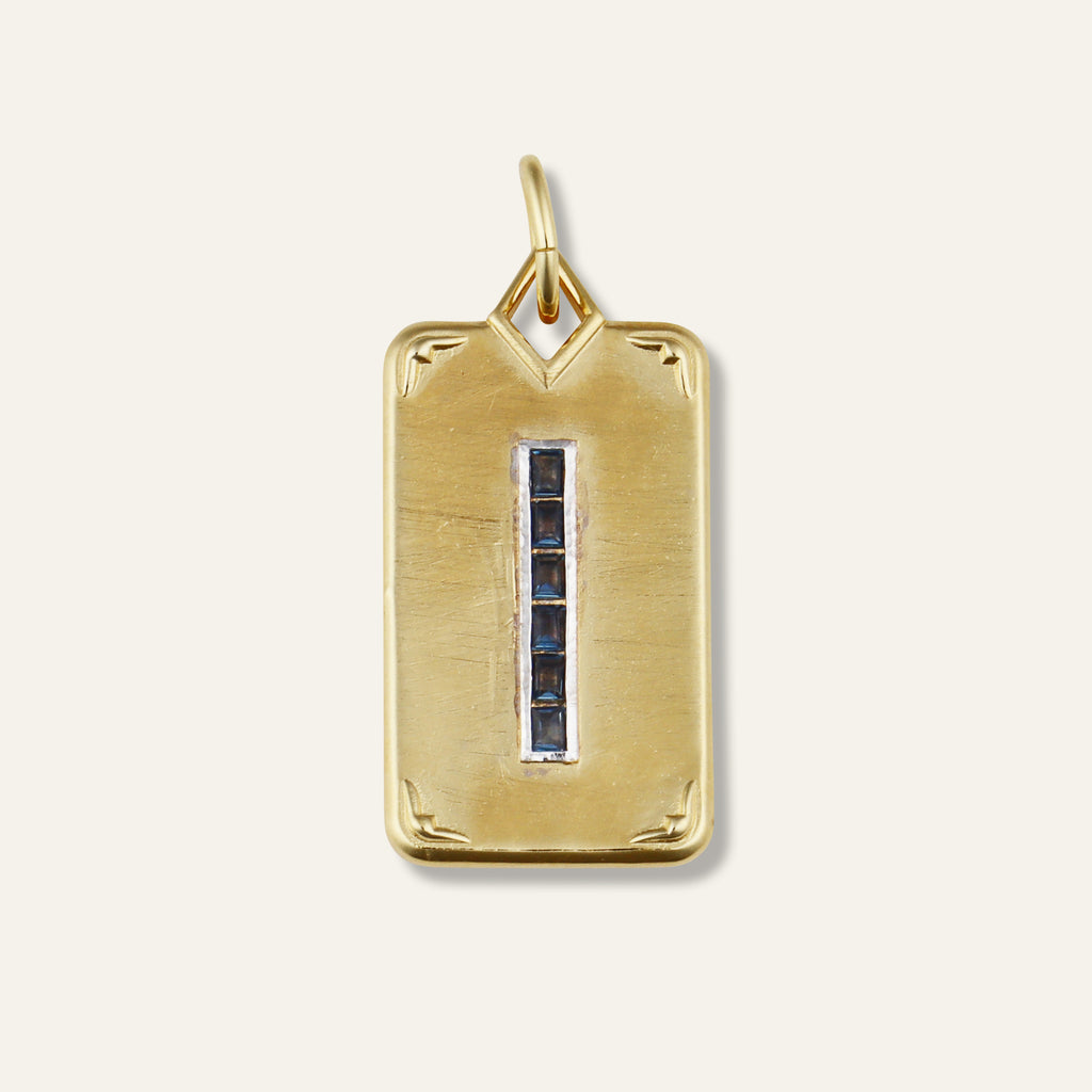 Carpe Diem Charm 25Q1CHTLSTMED01GD0166