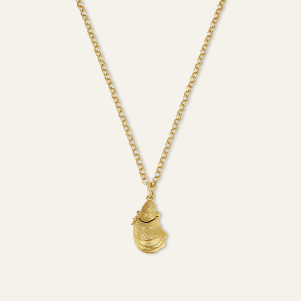 Oyster Vesta Case Necklace
