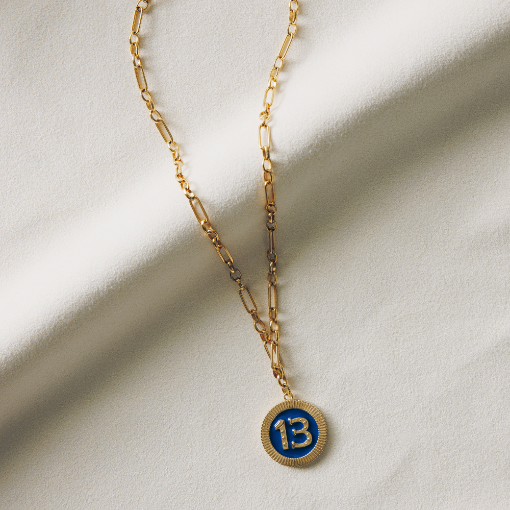 Lucky 13 Navy Poker Chip Necklace – HART