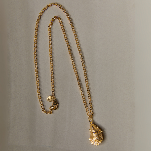 oyster vesta necklace 1