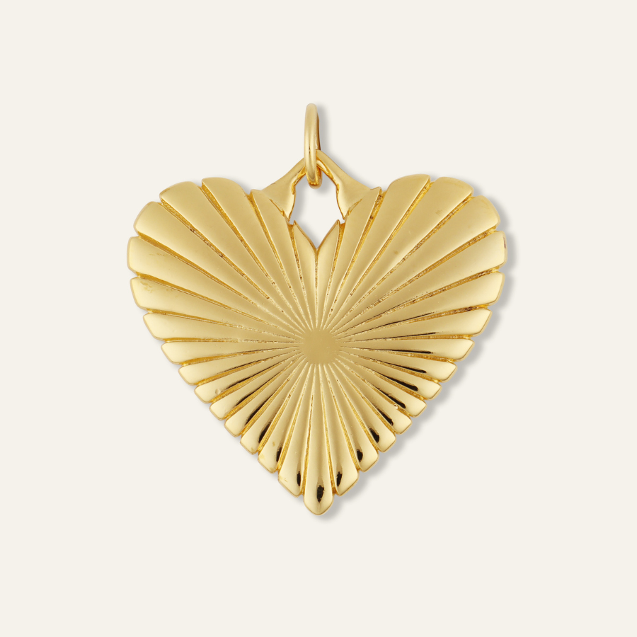Ribbed Heart Charm 24Q4CBWBPLLRG01GD0334