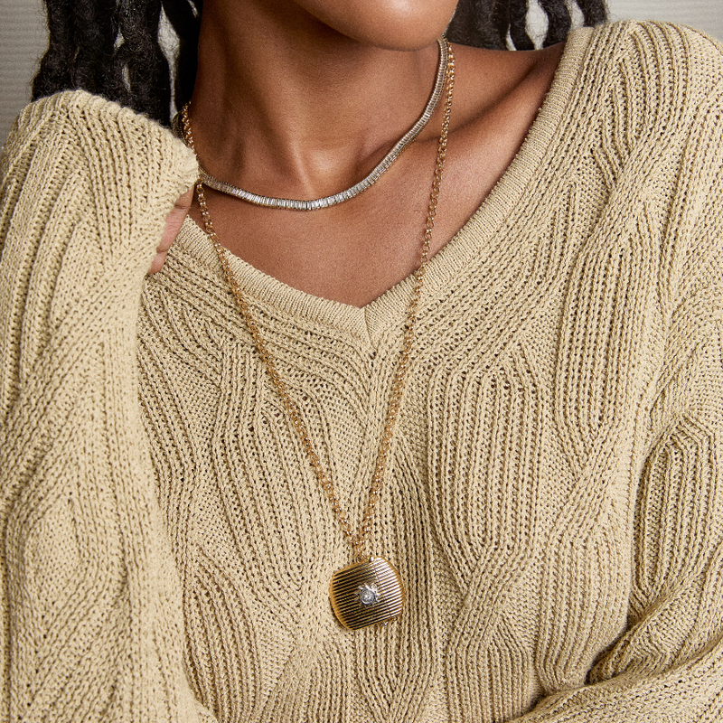 Ribbed Vesta Case